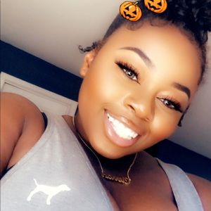 Meet your Posher, Cierrah